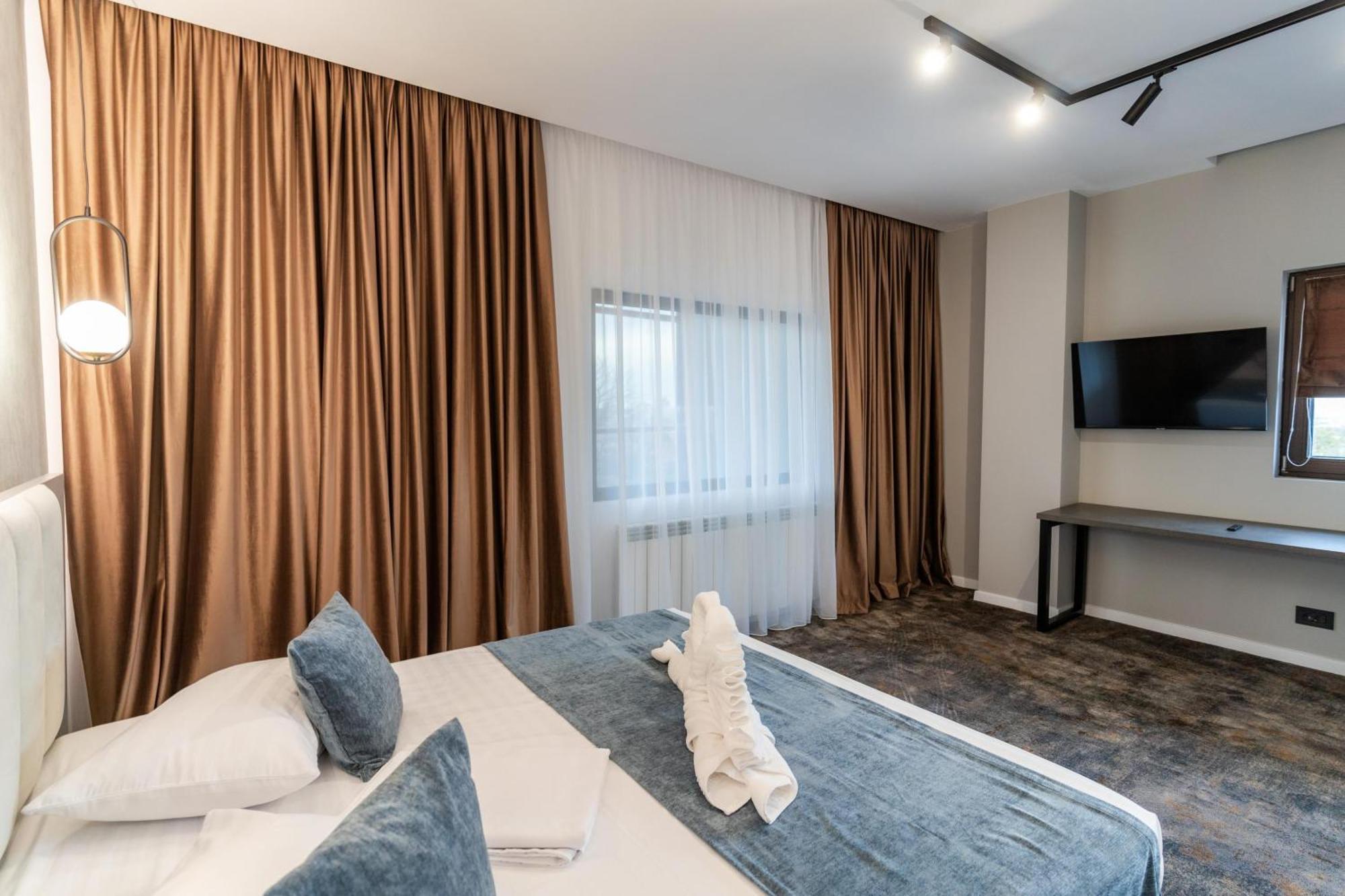 Hotel Luxor Medgidia Eksteriør billede