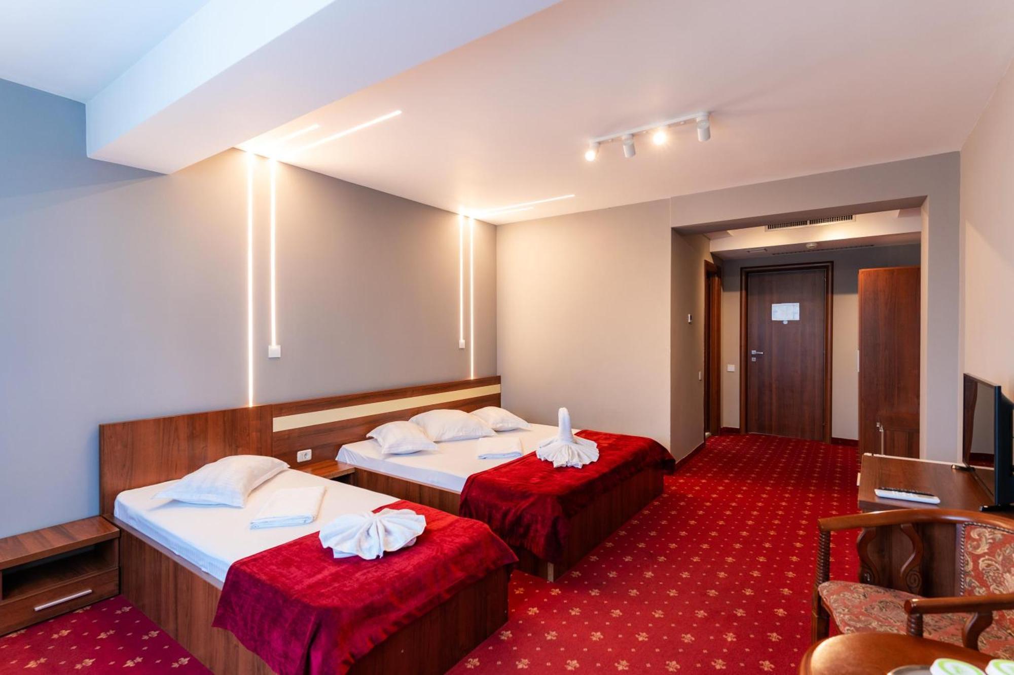 Hotel Luxor Medgidia Eksteriør billede