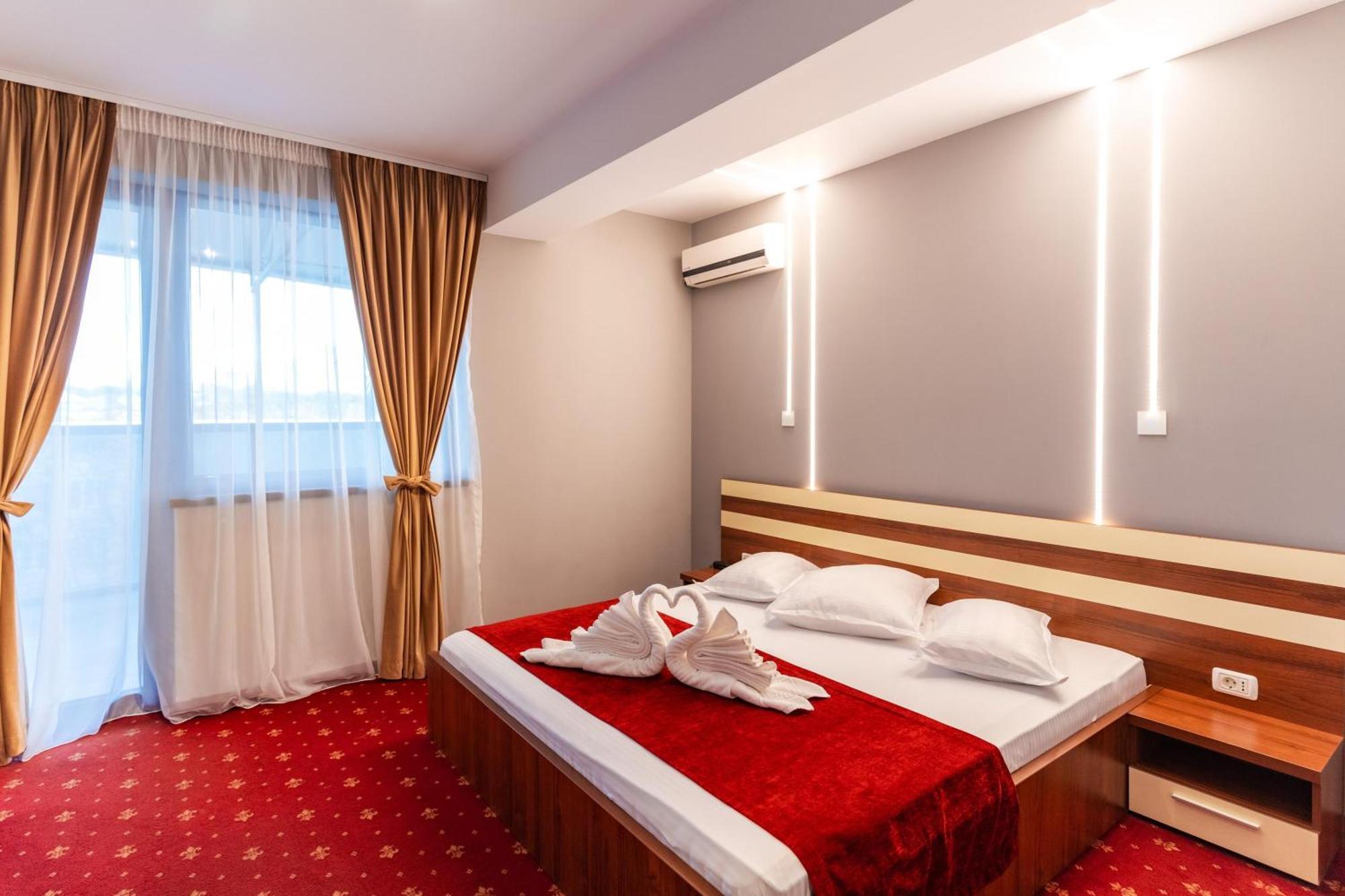 Hotel Luxor Medgidia Eksteriør billede